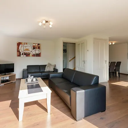 Near Lutjestrand Vakantiehuis Oosterklief