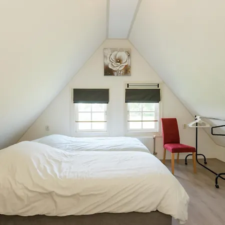 Vakantiehuis Near Lutjestrand *