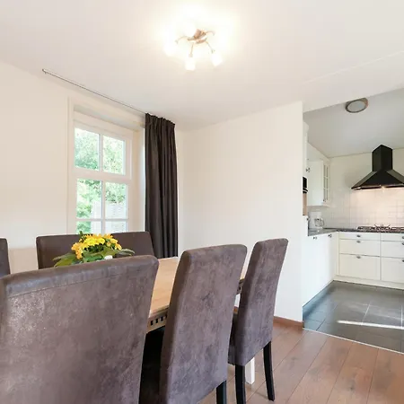 Near Lutjestrand 펜션 Oosterklief